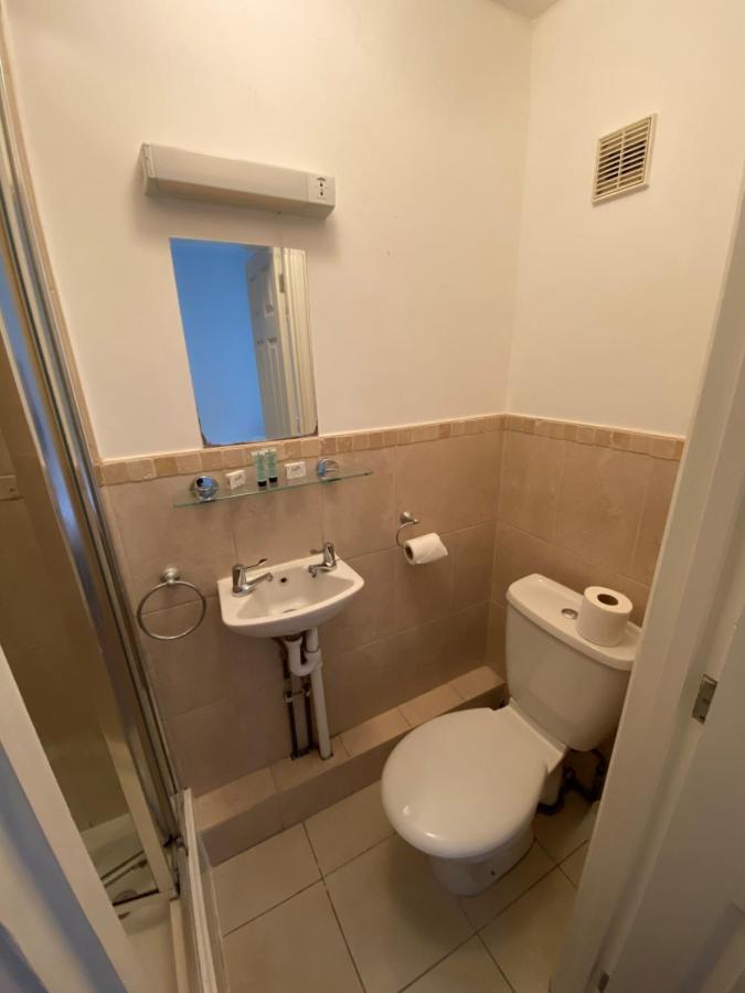 Contractors Guest House High Wycombe Extérieur photo