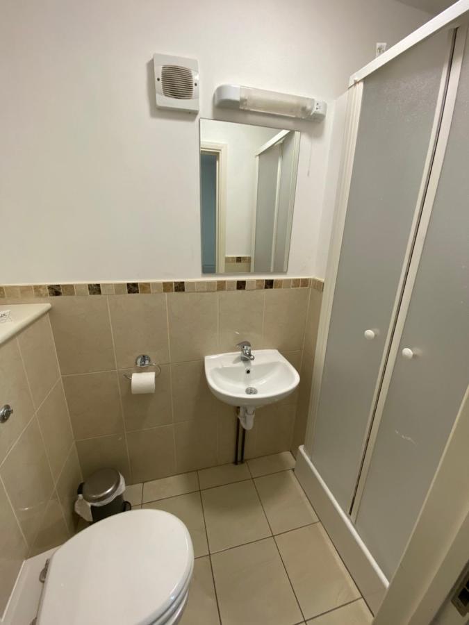Contractors Guest House High Wycombe Extérieur photo
