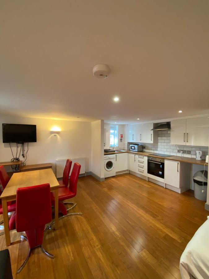 Contractors Guest House High Wycombe Extérieur photo